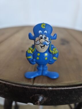 Blue Captain Figure - Playset Action Toy